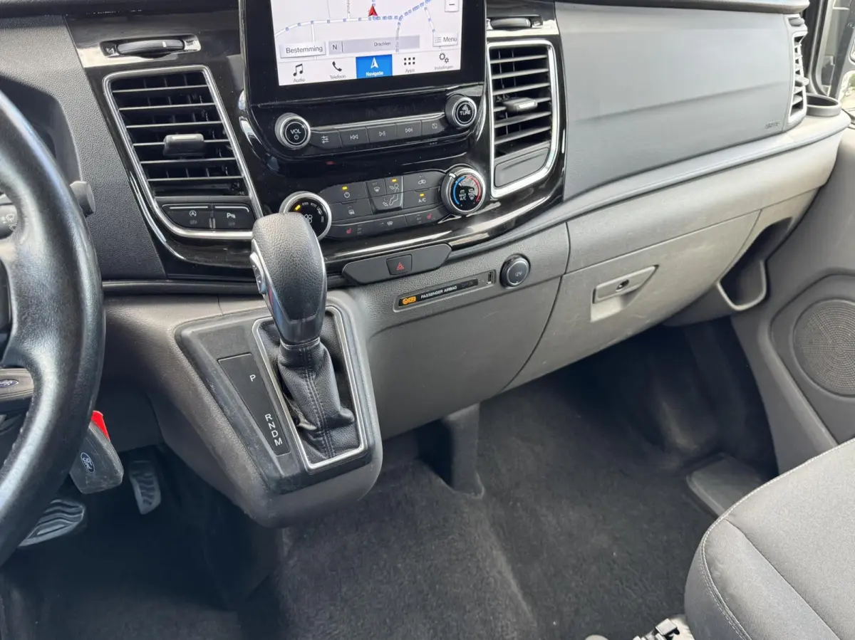 320 2.0 170pk Limited Dubbele Cabine Trekhaak/Camera/Carplay/Stoelverwarming/17"