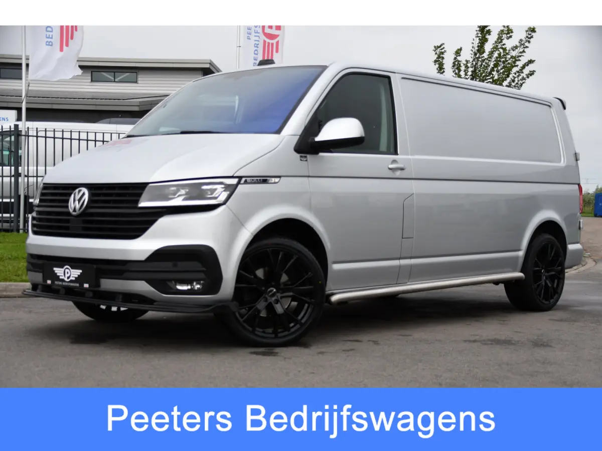 2.0 TDI L2H1 28 Bulli Virtual, Camera, Carplay, Adaptieve Cruise, Automaat, 150pk, Sensoren, Leder, Multimedia, Trekhaak, Uniek!