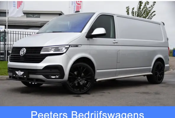 2.0 TDI L2H1 28 Bulli Virtual, Camera, Carplay, Adaptieve Cruise, Automaat, 150pk, Sensoren, Leder, Multimedia, Trekhaak, Uniek!