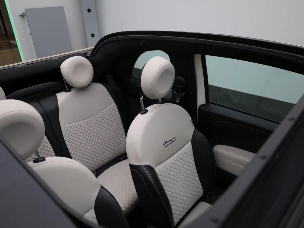 1.0 Hybrid Dolcevita | Cabrio | Parkeer sensoren | LMV | DAB | Bluetooth | Airco | Cruise control