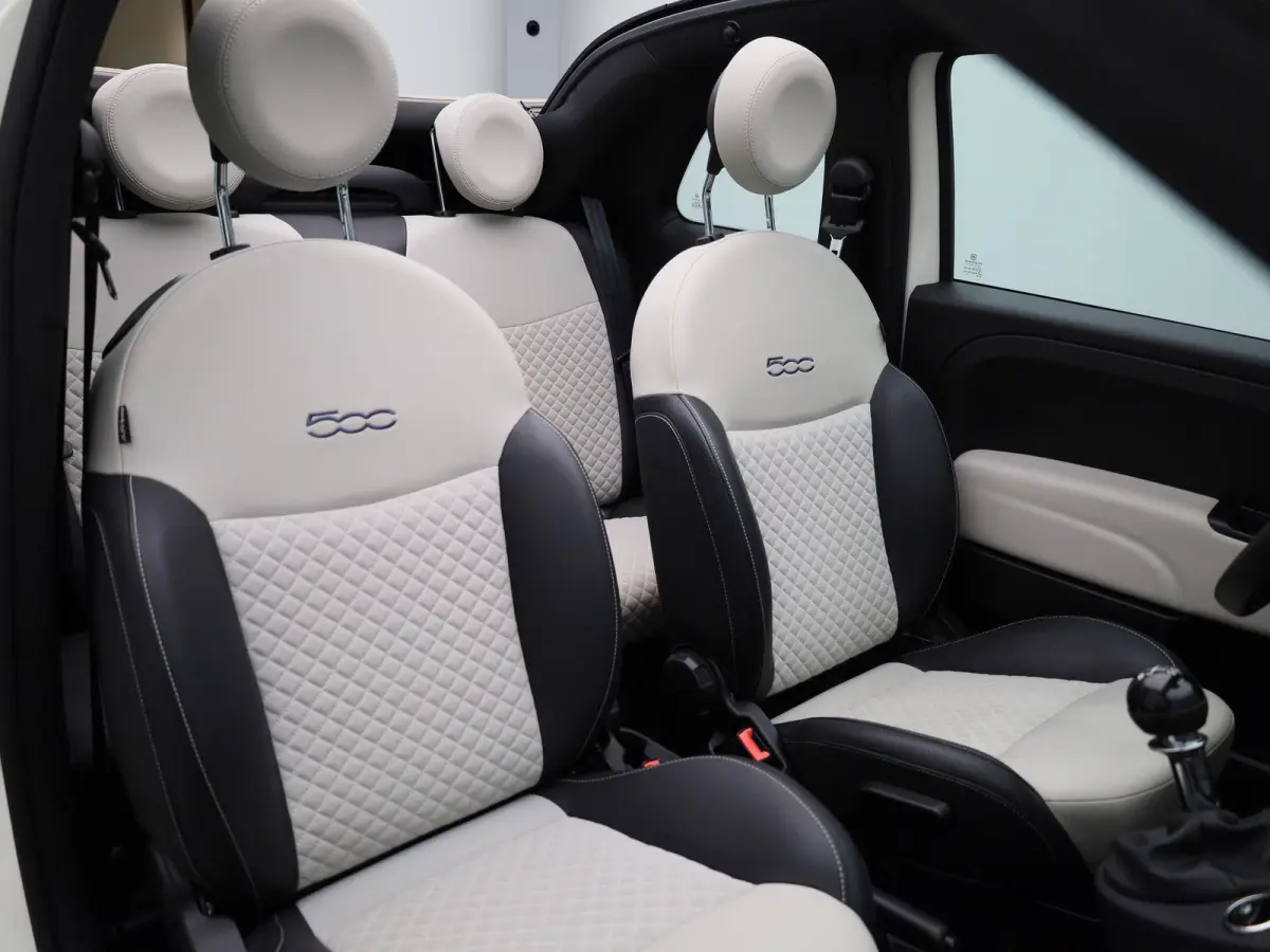 1.0 Hybrid Dolcevita | Cabrio | Parkeer sensoren | LMV | DAB | Bluetooth | Airco | Cruise control