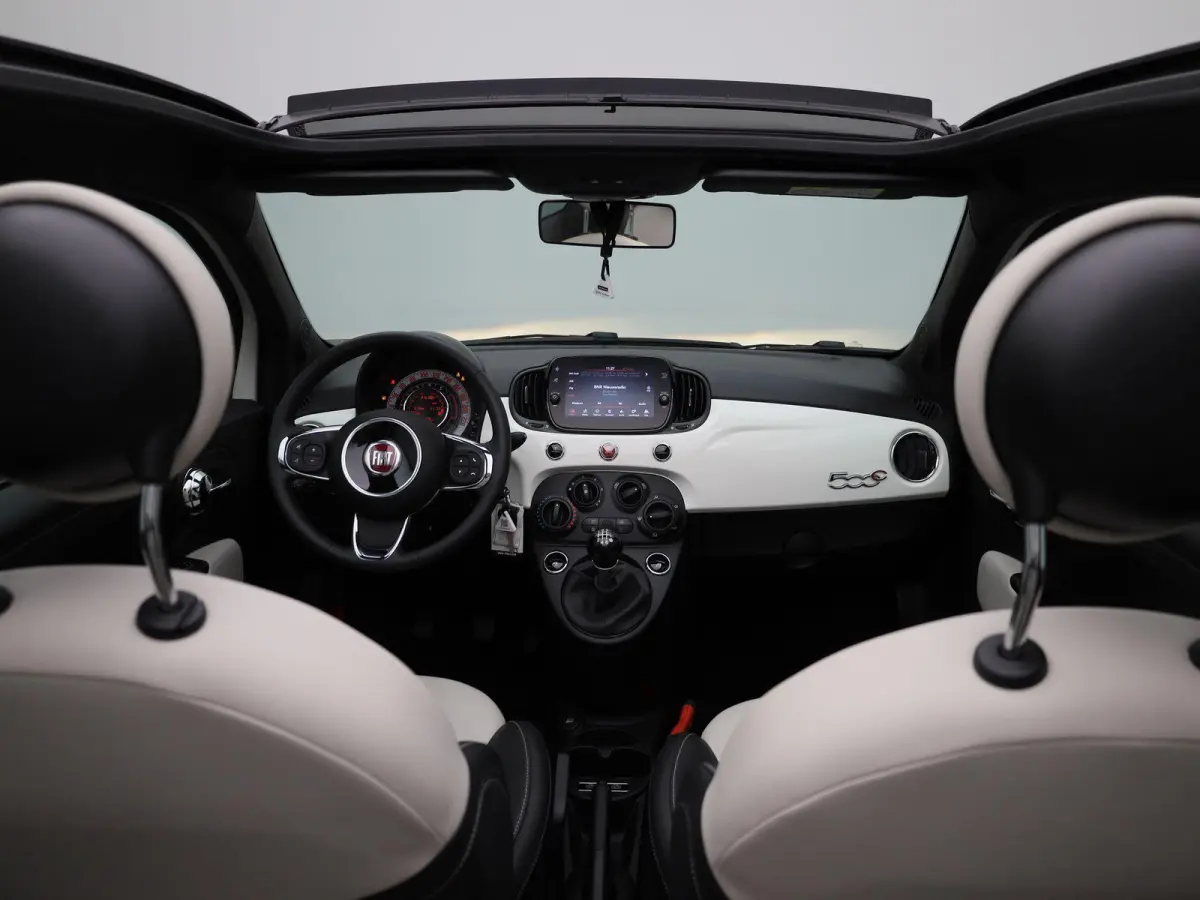 1.0 Hybrid Dolcevita | Cabrio | Parkeer sensoren | LMV | DAB | Bluetooth | Airco | Cruise control