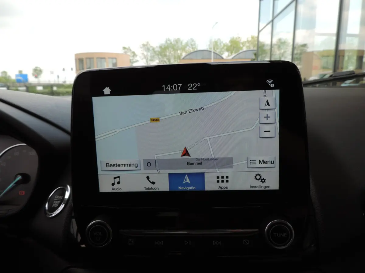 1.0-T 125PK Titanium 66.000km | Afn.th | Winterpack | Cruise | B&O | Dodehoek | CarPlay | Priv.glas | ECC | Halfleer
