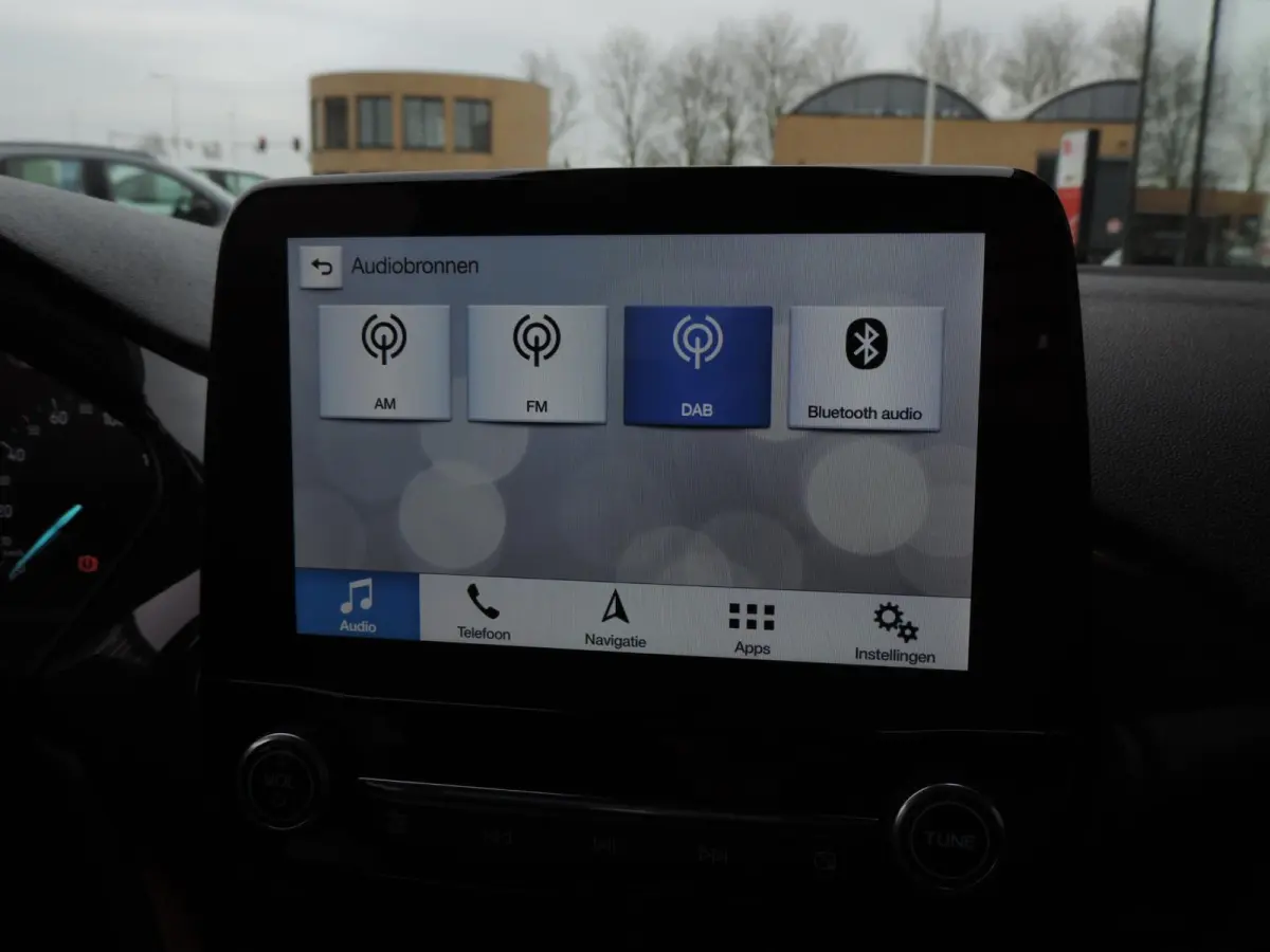 1.0-T Active | ECC | Winterpack | PDC | CarPlay | B&O | 17” Allseason | Priv.glas | Adapt.cruise | Navi | Bluetooth