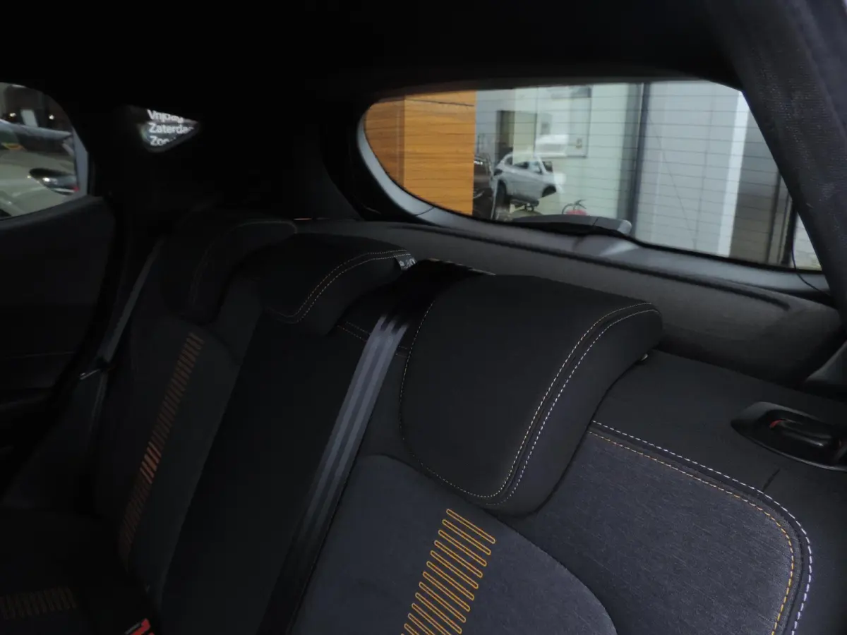 1.0-T Active | ECC | Winterpack | PDC | CarPlay | B&O | 17” Allseason | Priv.glas | Adapt.cruise | Navi | Bluetooth