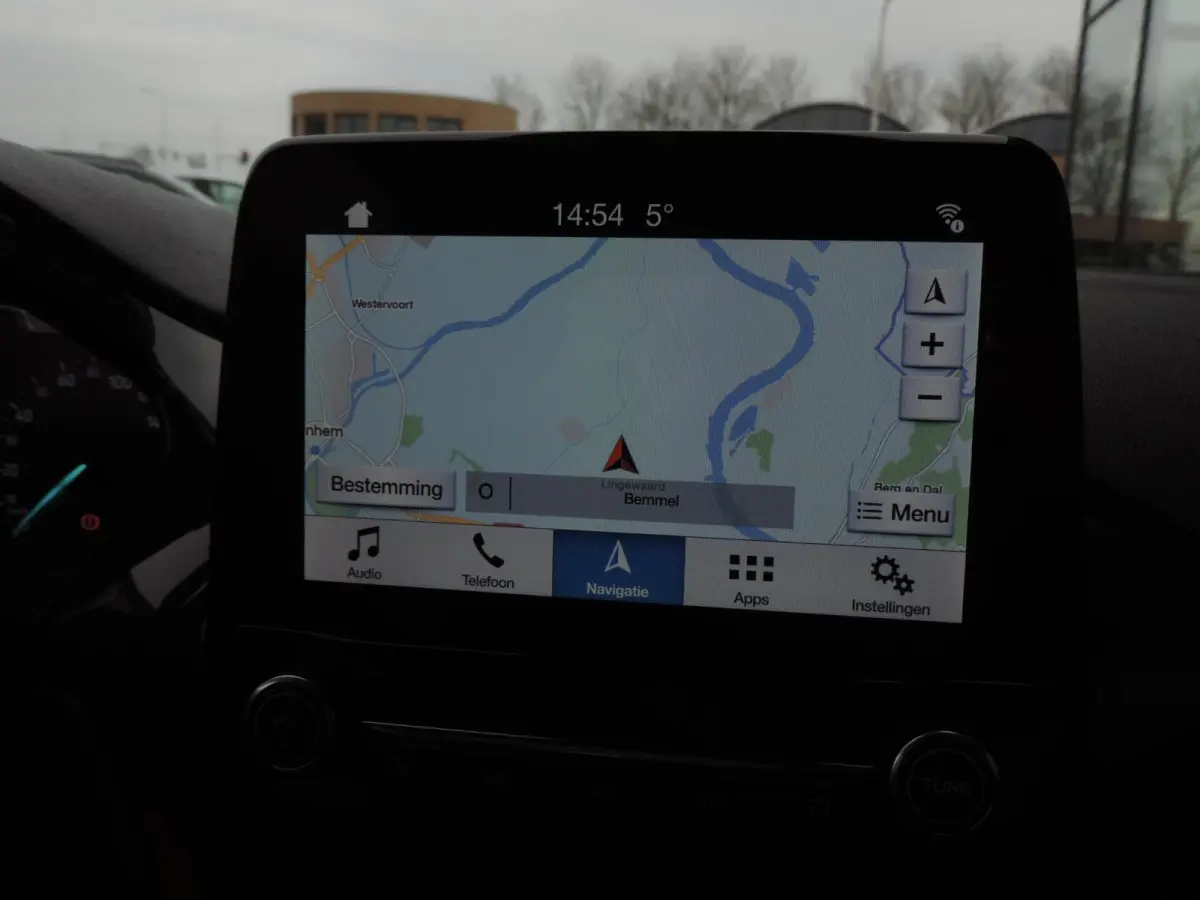 1.0-T Active | ECC | Winterpack | PDC | CarPlay | B&O | 17” Allseason | Priv.glas | Adapt.cruise | Navi | Bluetooth