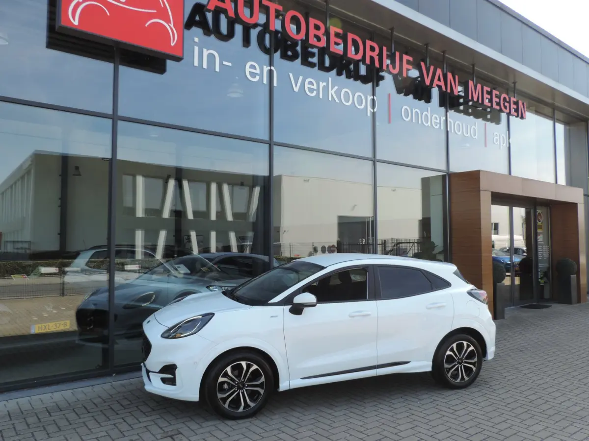 1.0-T 125PK ST-Line AUTOMAAT 31.000km | 1e Eig | Winterpack | Priv.gas | 17” | CarPlay | ECC | Camera | Bluetooth