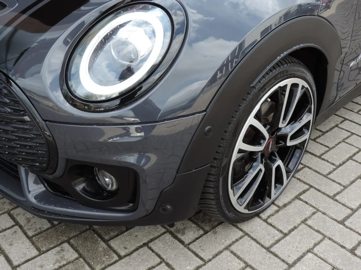 2.0 Cooper S ALL4 Chili JCW AUTOMAAT | Headup | Afn.th | 19'' Allseason | JCW Pakket | Camera | Stoelverw | Dealerond