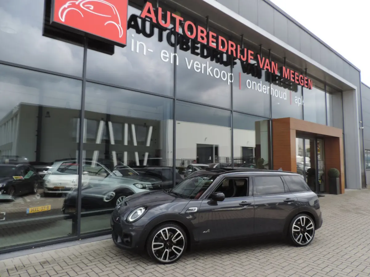 2.0 Cooper S ALL4 Chili JCW AUTOMAAT | Headup | Afn.th | 19'' Allseason | JCW Pakket | Camera | Stoelverw | Dealerond