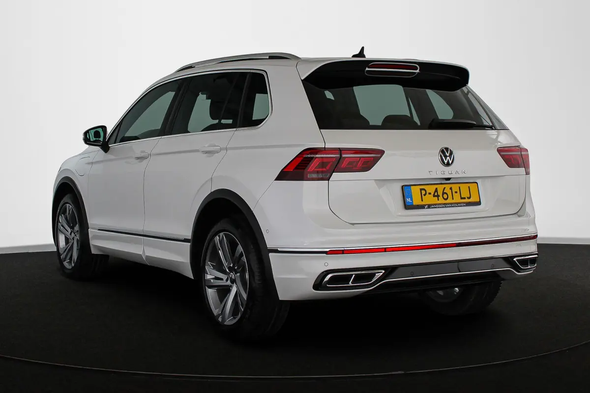 1.4 TSI eHybrid R-Line Business+ Panoramadak Trekhaak IQ-Light Keyless