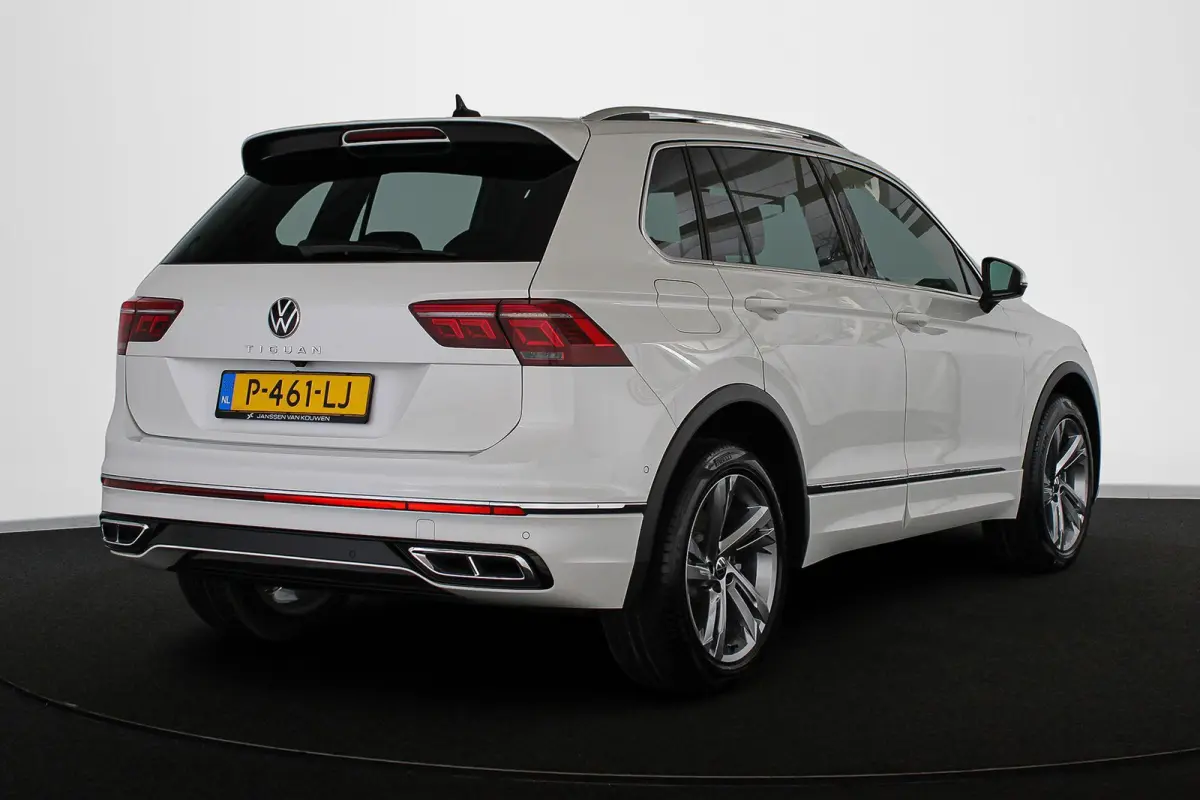 1.4 TSI eHybrid R-Line Business+ Panoramadak Trekhaak IQ-Light Keyless