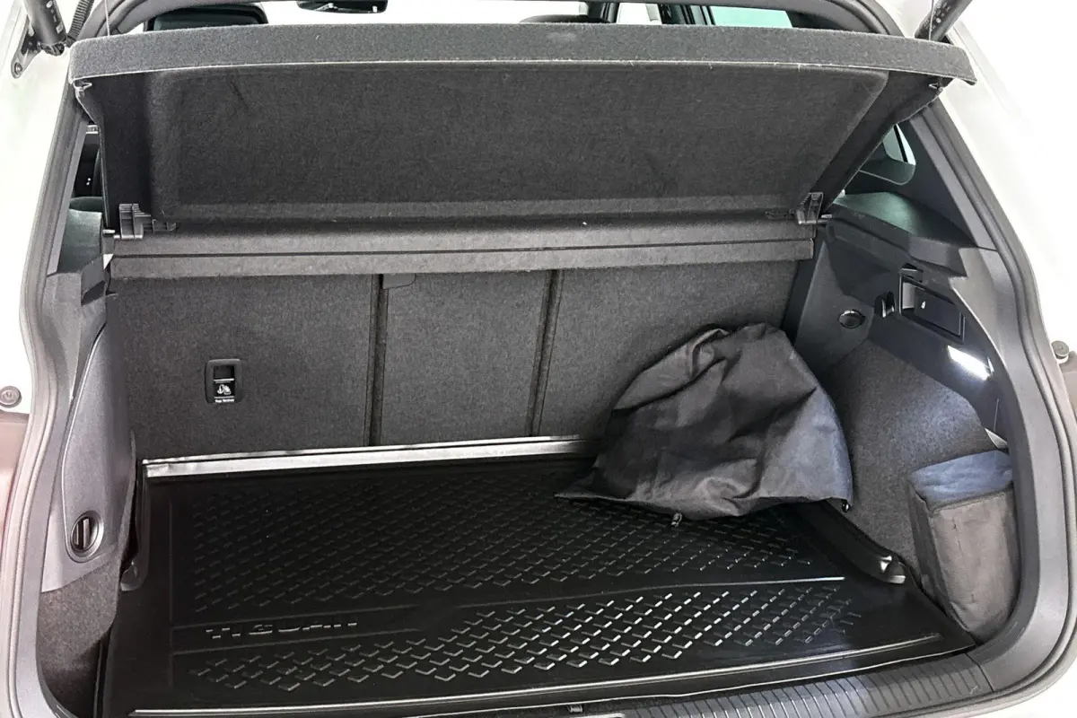 1.4 TSI eHybrid R-Line Business+ Panoramadak Trekhaak IQ-Light Keyless
