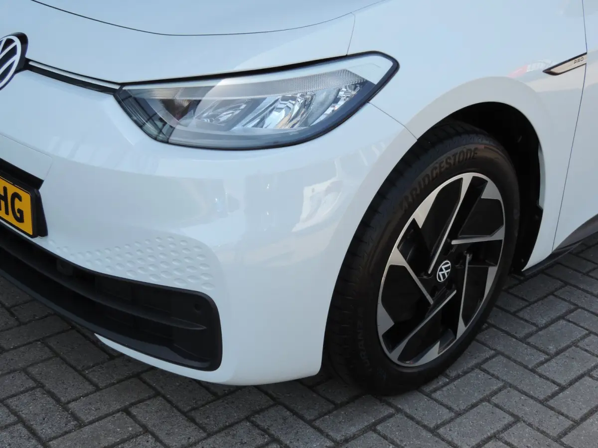 Pro 58 kWh 76.000km | 1e Eig | NL-auto | Stoel/stuurverw | ACC | ECC | LED kopl | 18” | CarPlay | PDC v+a