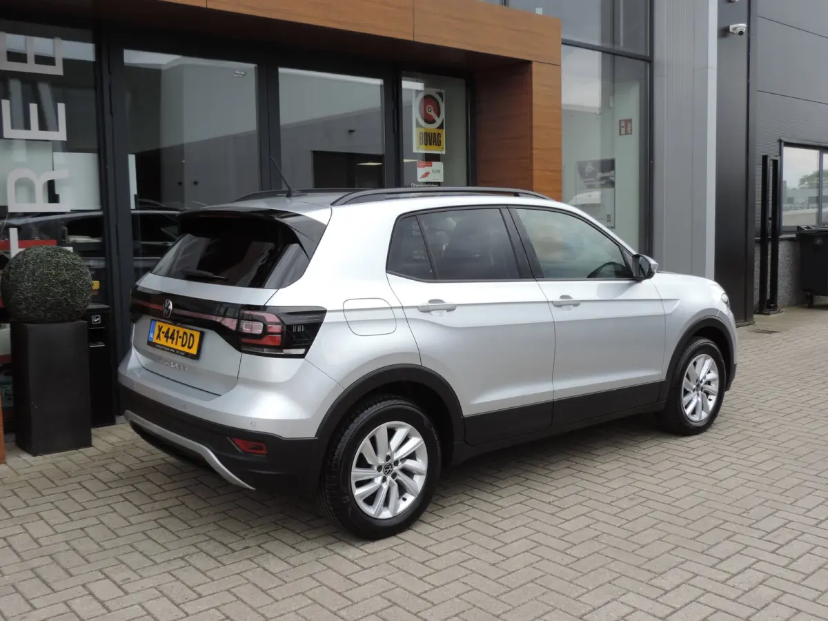 1.0 TSI Life 10.000km | NL-auto | 1e Eig | Stoelverw | Camera | ECC | CarPlay | Navi | Draadl.lader | PDC v+a