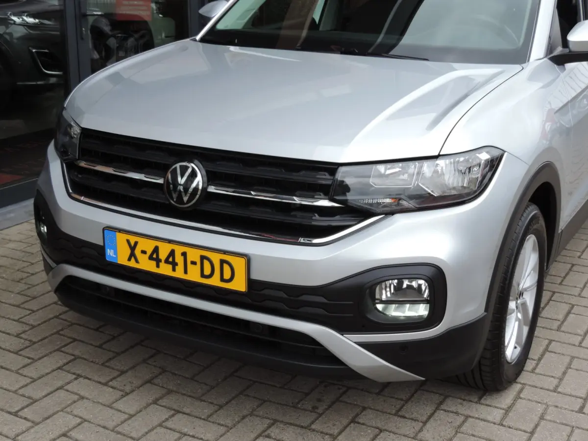 1.0 TSI Life 10.000km | NL-auto | 1e Eig | Stoelverw | Camera | ECC | CarPlay | Navi | Draadl.lader | PDC v+a