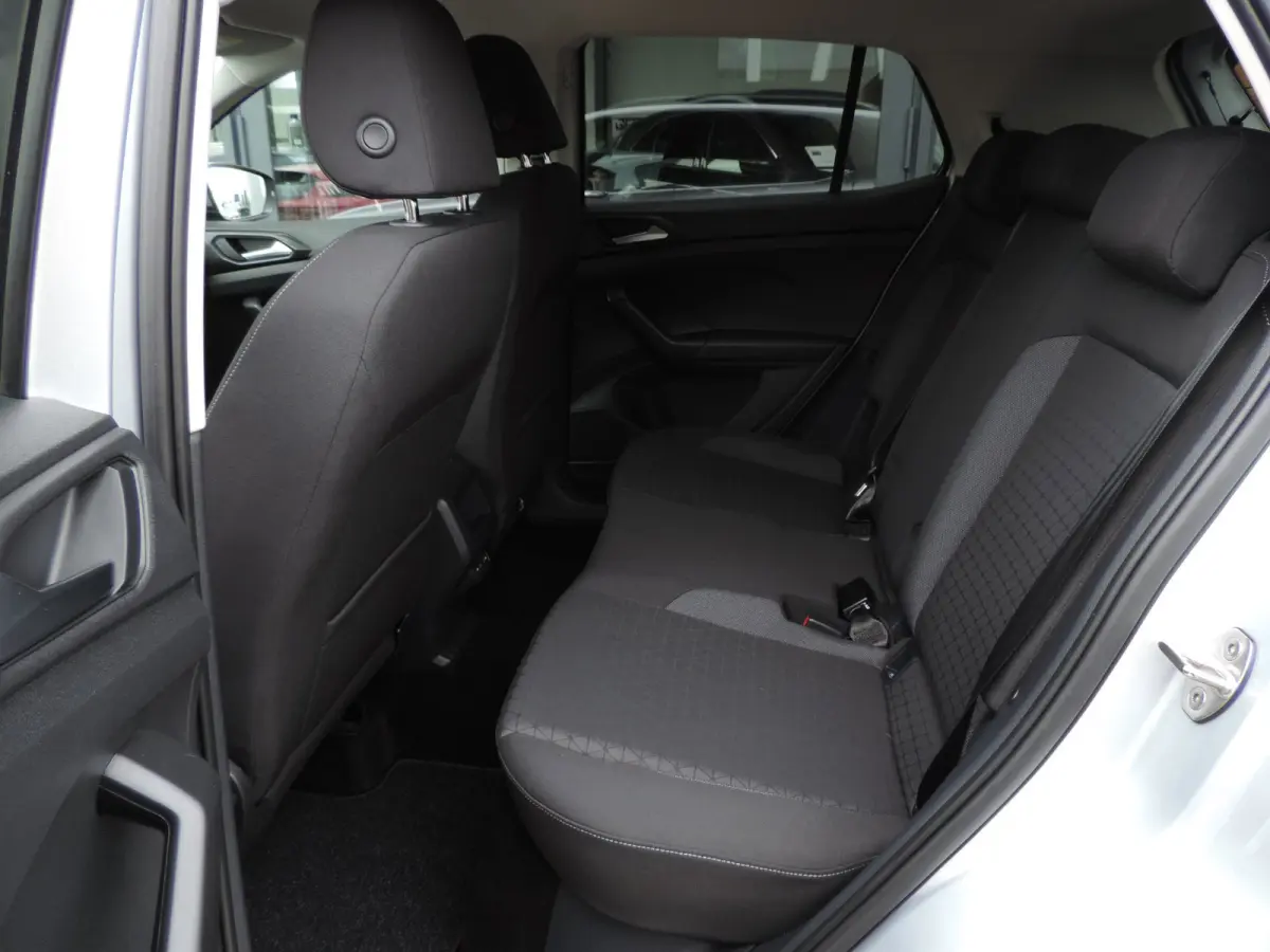 1.0 TSI Life 10.000km | NL-auto | 1e Eig | Stoelverw | Camera | ECC | CarPlay | Navi | Draadl.lader | PDC v+a
