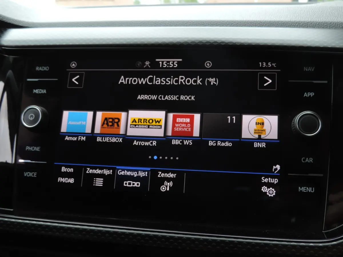 1.0 TSI Life 10.000km | NL-auto | 1e Eig | Stoelverw | Camera | ECC | CarPlay | Navi | Draadl.lader | PDC v+a