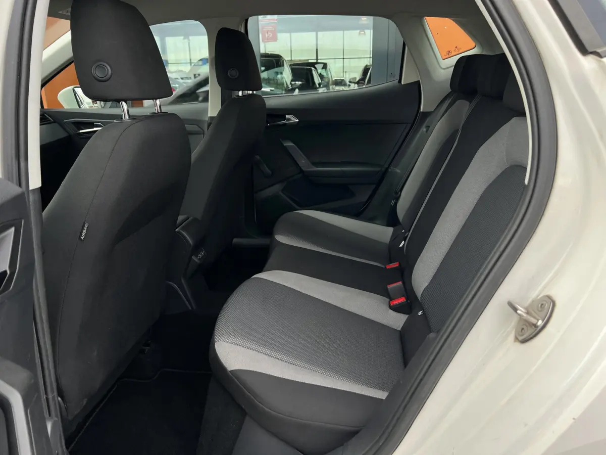 1.0TSI|PDC|Bluetooth|Climate|Isofix|APK 2027