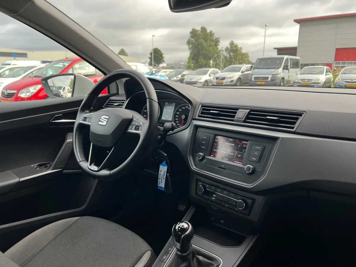 1.0TSI|PDC|Bluetooth|Climate|Isofix|APK 2027