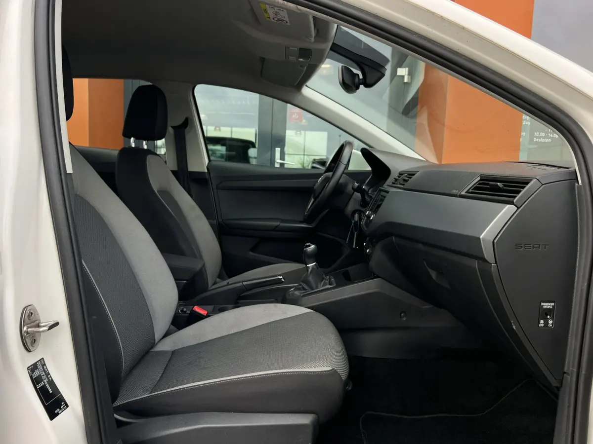 1.0TSI|PDC|Bluetooth|Climate|Isofix|APK 2027