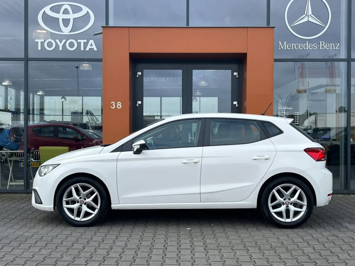 1.0TSI|PDC|Bluetooth|Climate|Isofix|APK 2027
