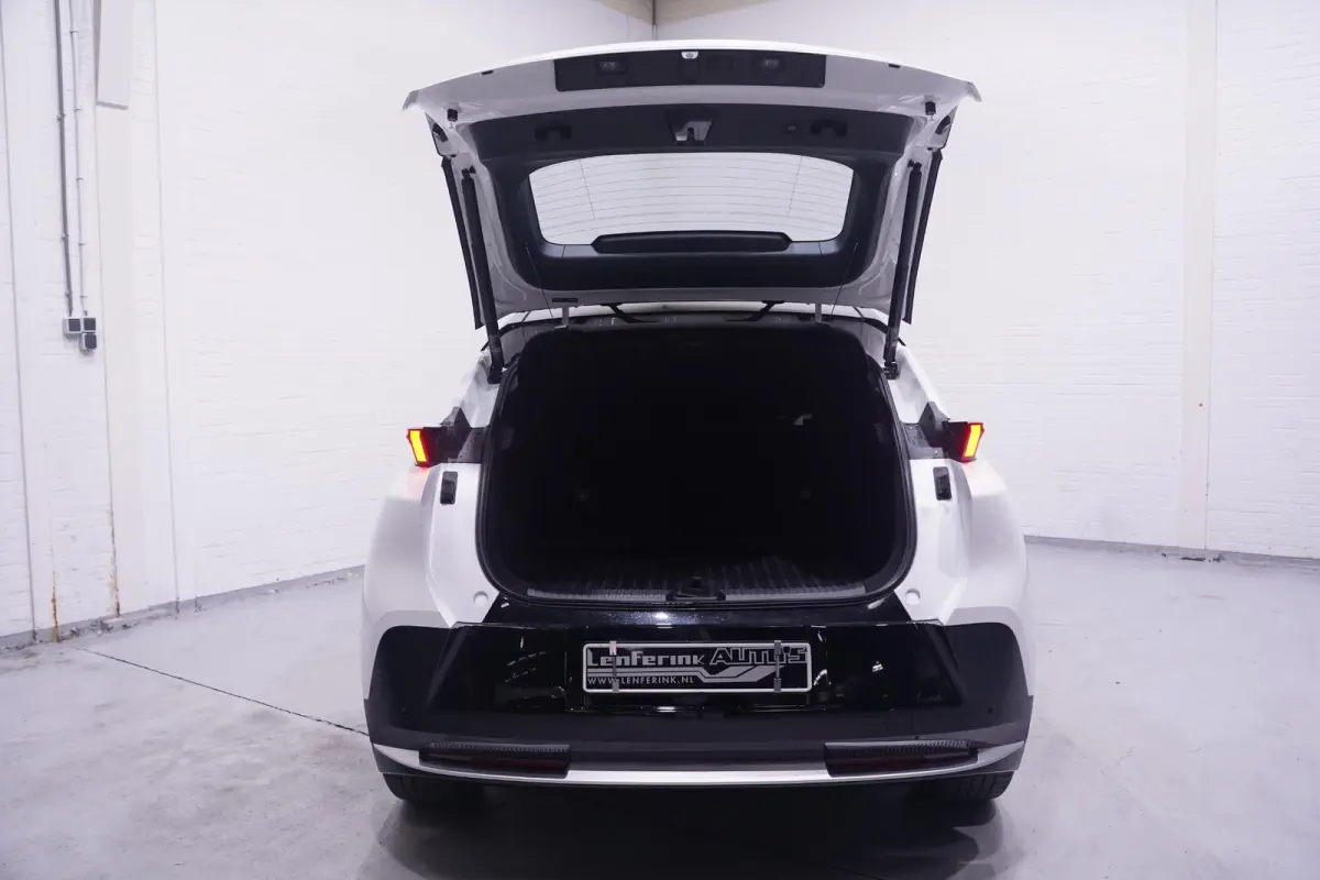 Core 66 kWh SOH 99% Apple Carplay Panoramadak Achteruitrijcamera Clima Stoelverwarming Navi LMV "19"