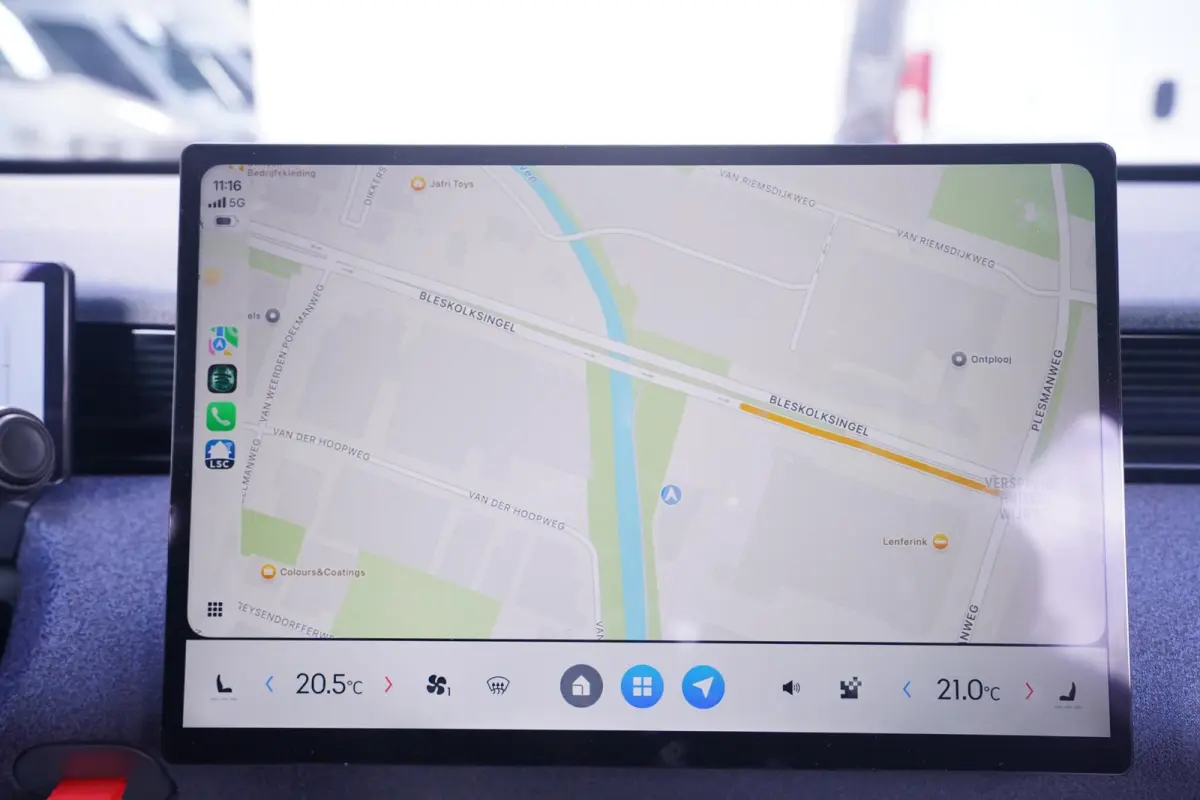 Core 66 kWh SOH 99% Apple Carplay Panoramadak Achteruitrijcamera Clima Stoelverwarming Navi LMV "19"