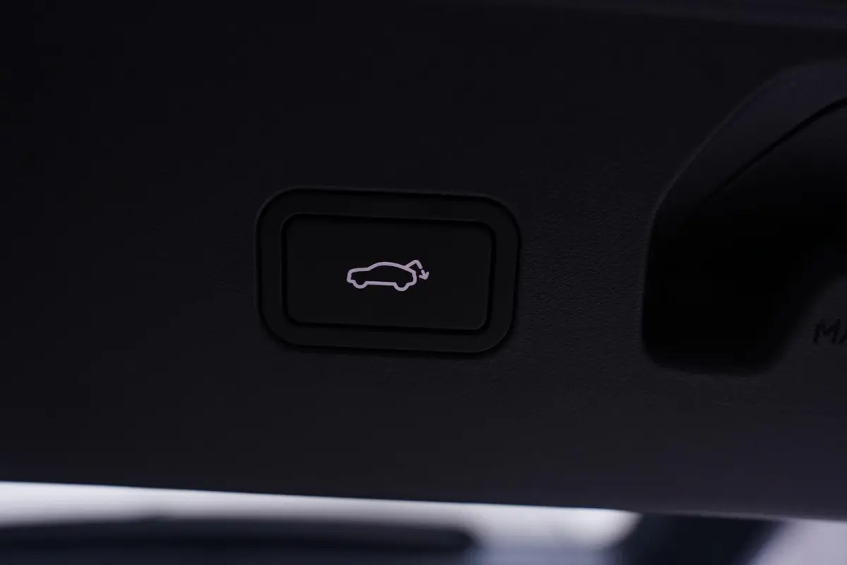 Core 66 kWh SOH 99% Apple Carplay Panoramadak Achteruitrijcamera Clima Stoelverwarming Navi LMV "19"