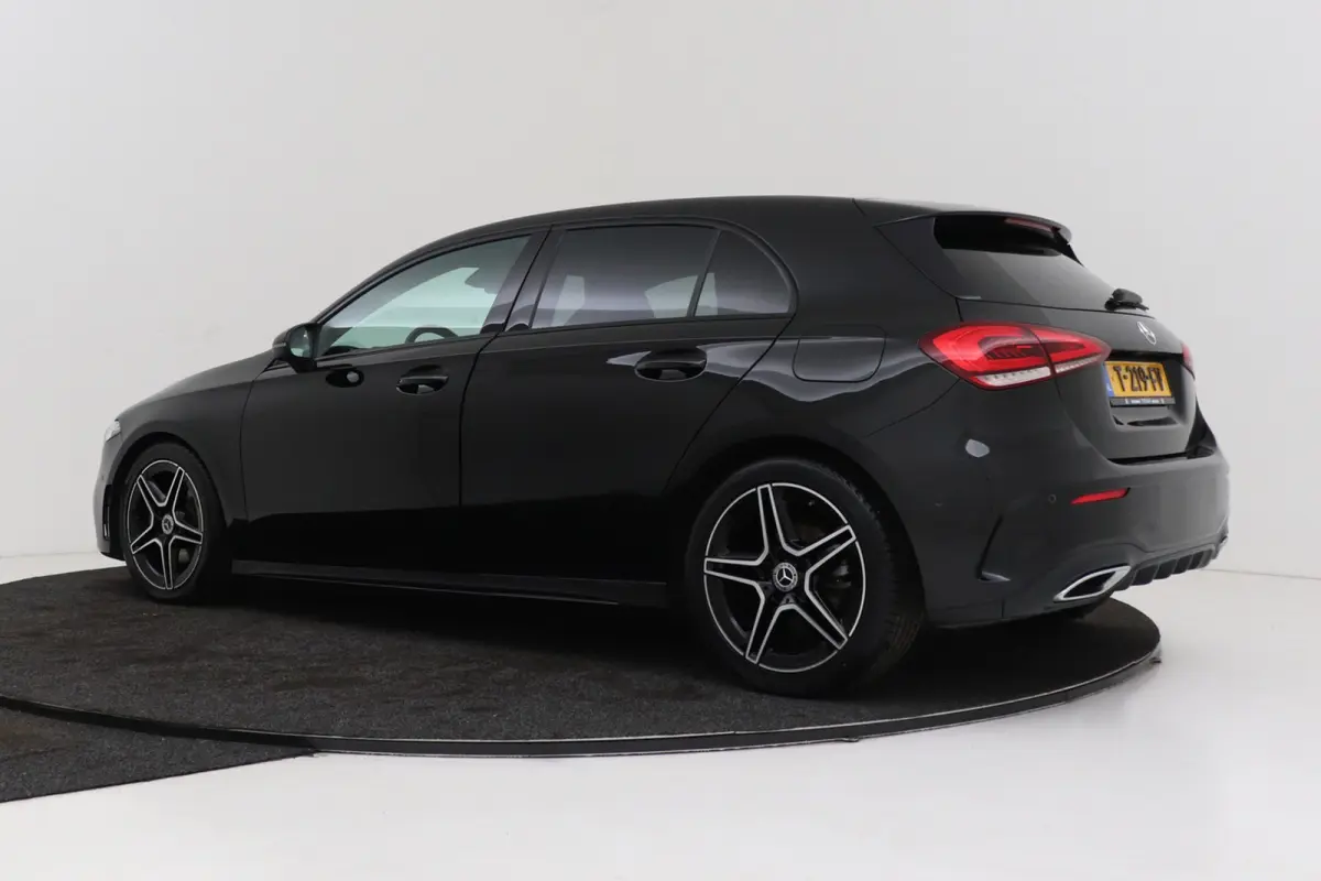 180 Business Solution AMG-Line | Camera | Cruise Control | Sportstoelen | Digital Cockpit | Widescreen |