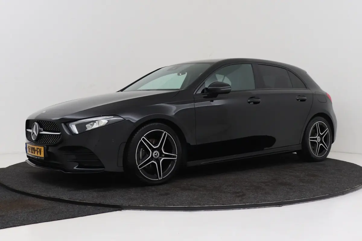 180 Business Solution AMG-Line | Camera | Cruise Control | Sportstoelen | Digital Cockpit | Widescreen |