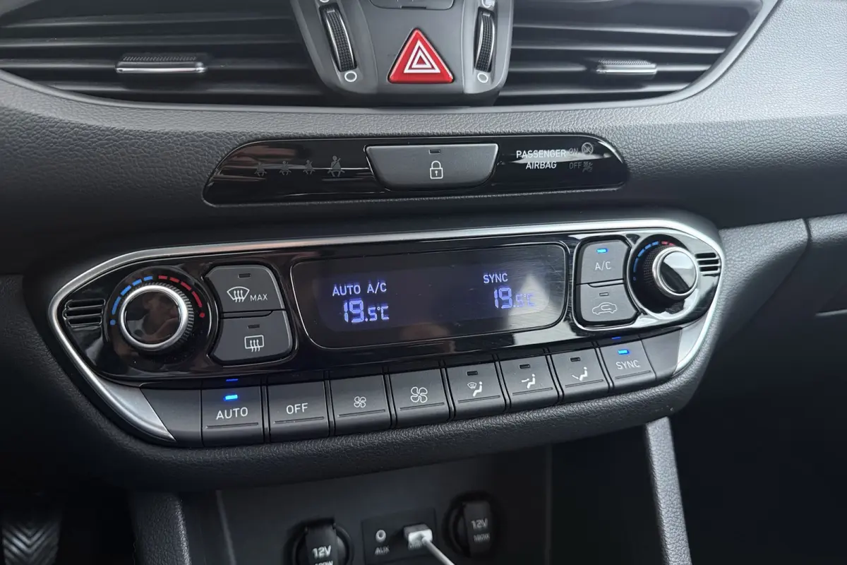 1.4 T-GDI Comfort | Trekhaak | 140 PK | Org NL | Climate Control | CarPlay | Cruise Control |