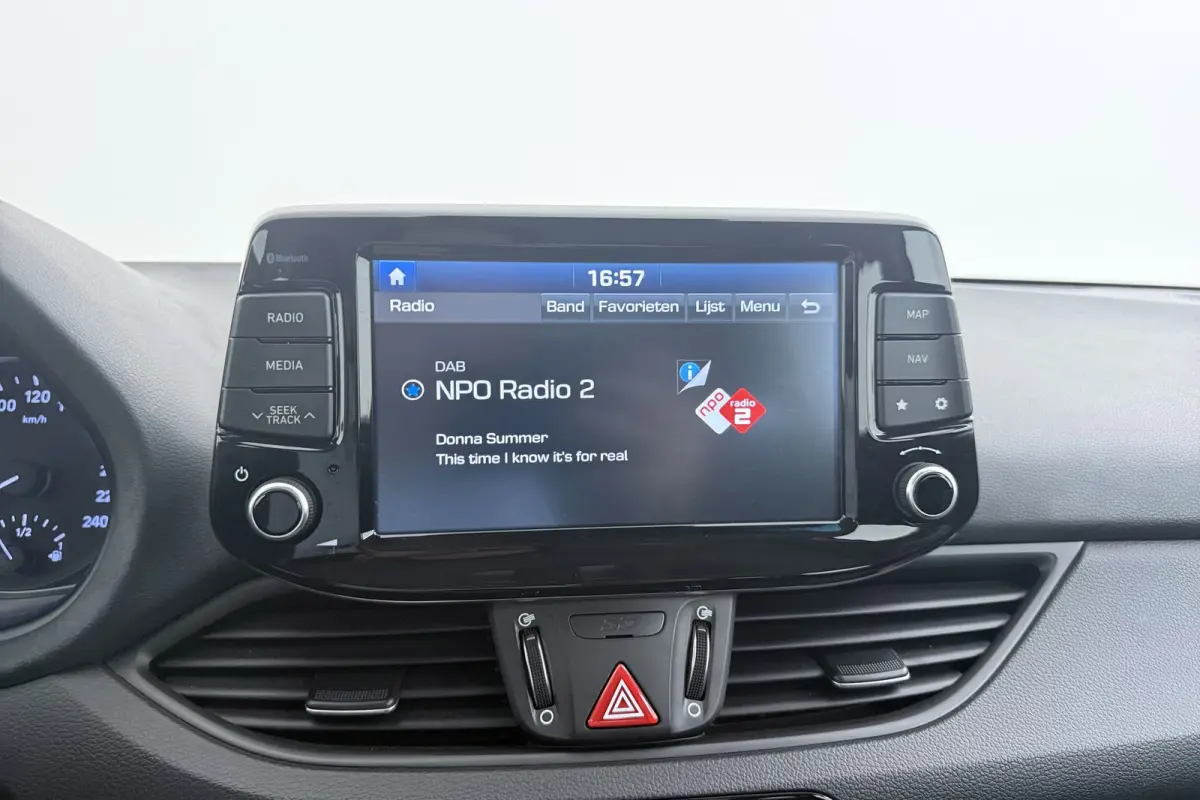 1.4 T-GDI Comfort | Trekhaak | 140 PK | Org NL | Climate Control | CarPlay | Cruise Control |