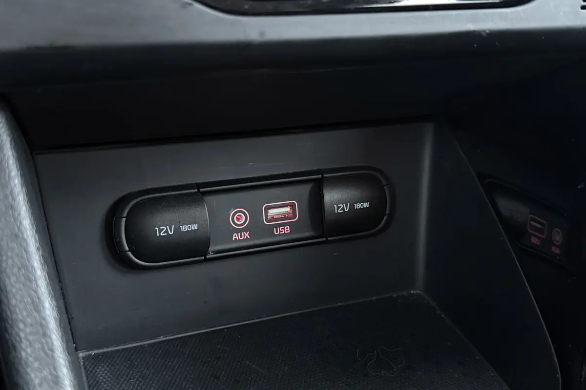 1.6 GDi PHEV DynamicLine | Trekhaak | CarPlay | Camera | 72.000 KM!! | Navigatie | Stoel-/Stuurverwarming |