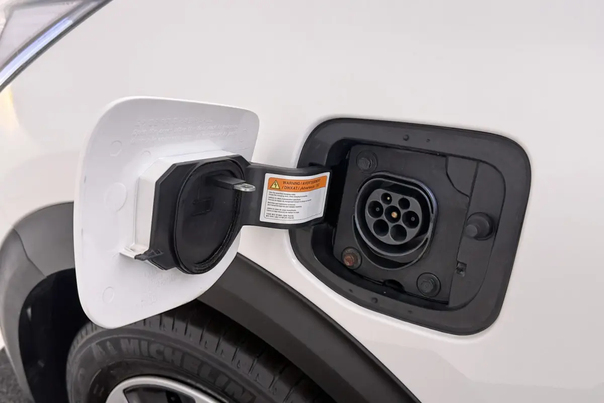 1.6 GDi PHEV DynamicLine | Trekhaak | CarPlay | Camera | 72.000 KM!! | Navigatie | Stoel-/Stuurverwarming |
