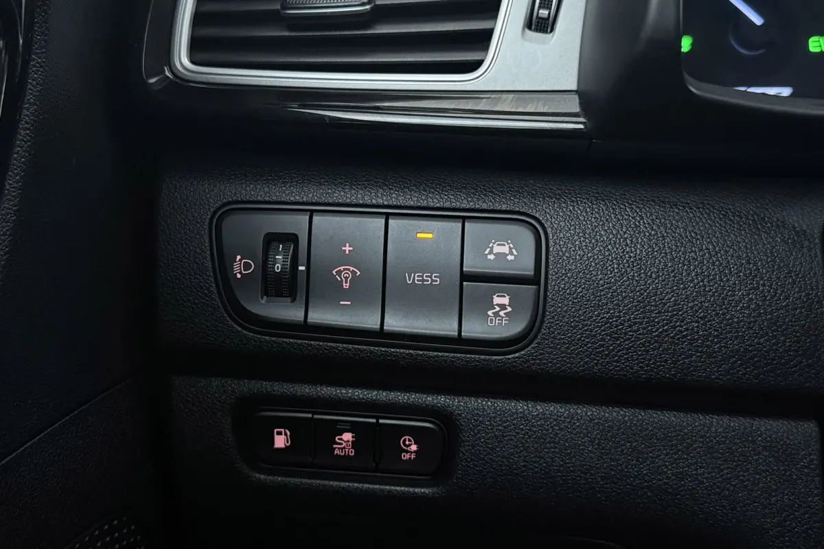1.6 GDi PHEV DynamicLine | Trekhaak | CarPlay | Camera | 72.000 KM!! | Navigatie | Stoel-/Stuurverwarming |