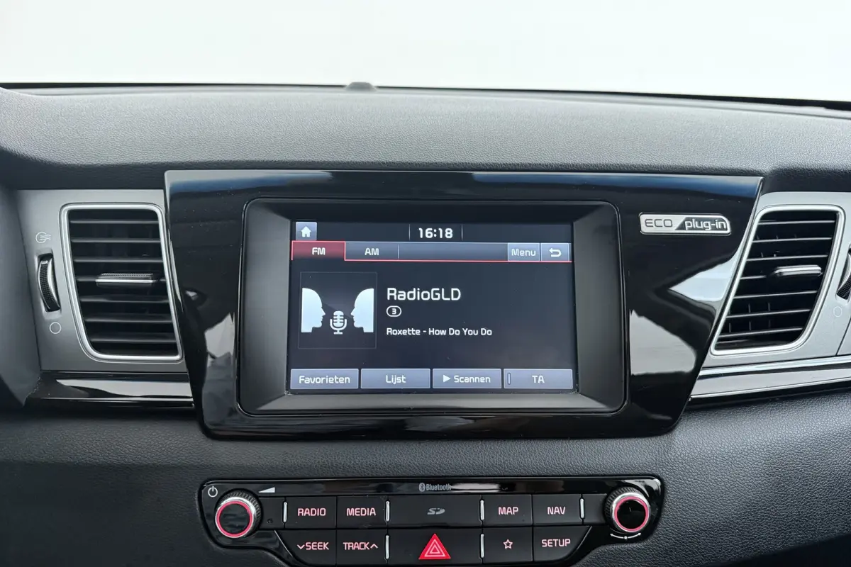 1.6 GDi PHEV DynamicLine | Trekhaak | CarPlay | Camera | 72.000 KM!! | Navigatie | Stoel-/Stuurverwarming |