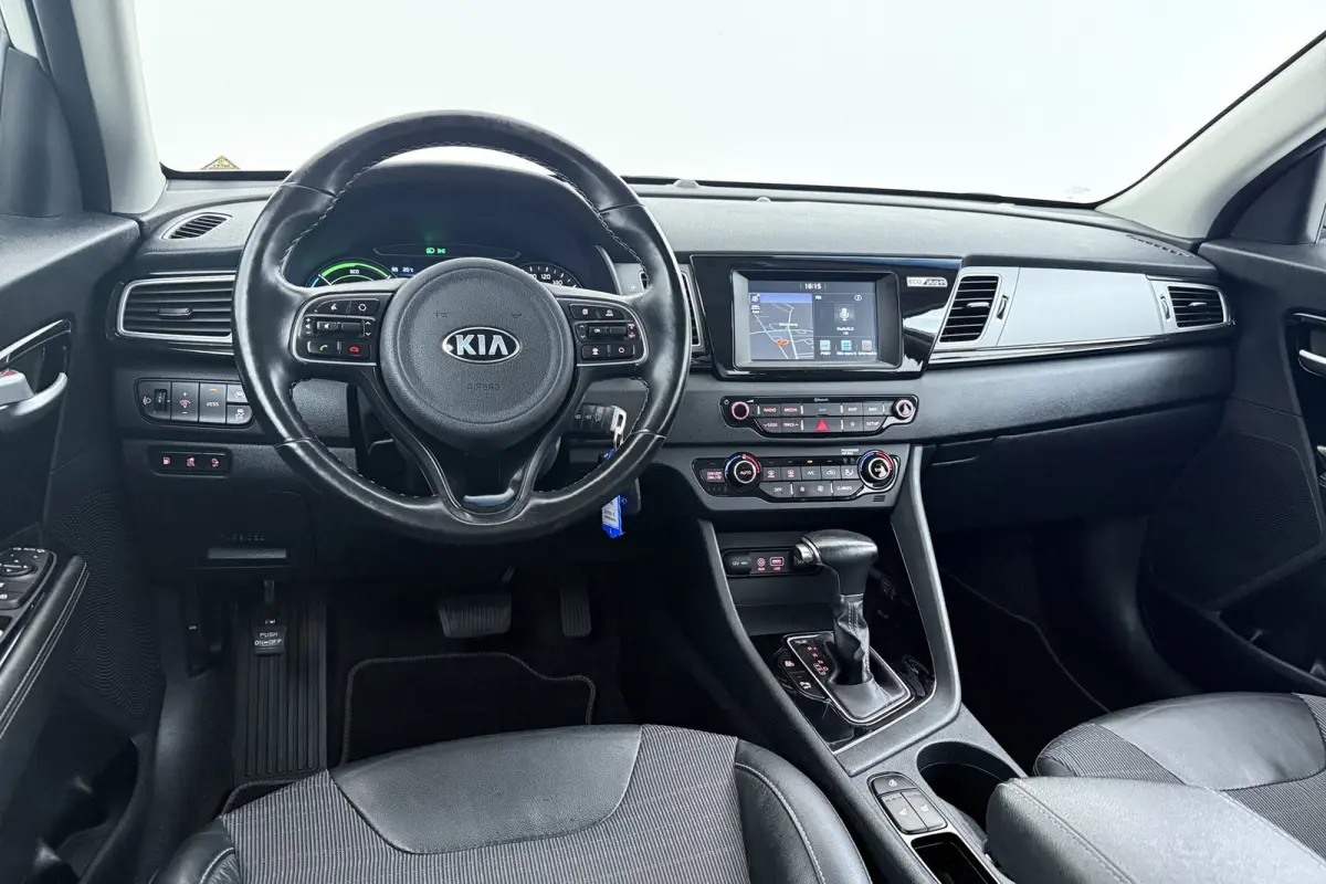 1.6 GDi PHEV DynamicLine | Trekhaak | CarPlay | Camera | 72.000 KM!! | Navigatie | Stoel-/Stuurverwarming |