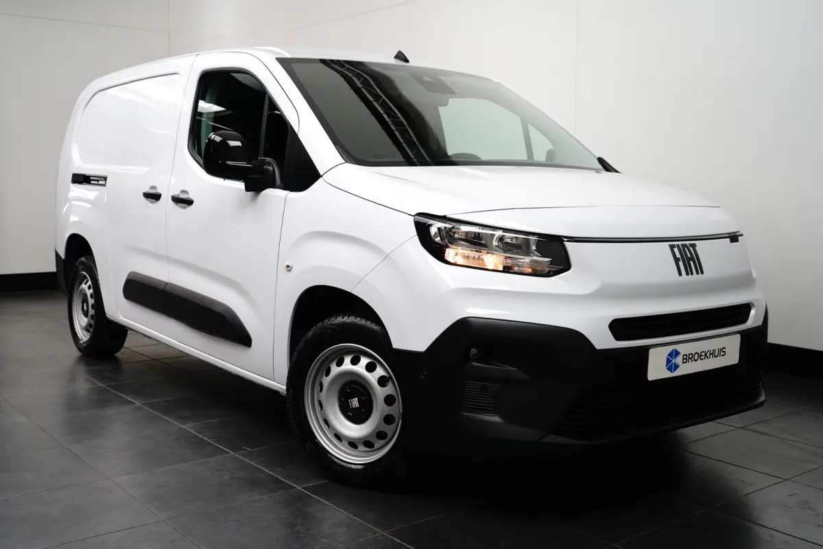 L2 1.5D 100pk | CAMERA | NAVI | DIGITALE BINNENSPIEGEL | BETIMMERING | DRAADLOOS CARPLAY | 3 ZITS |