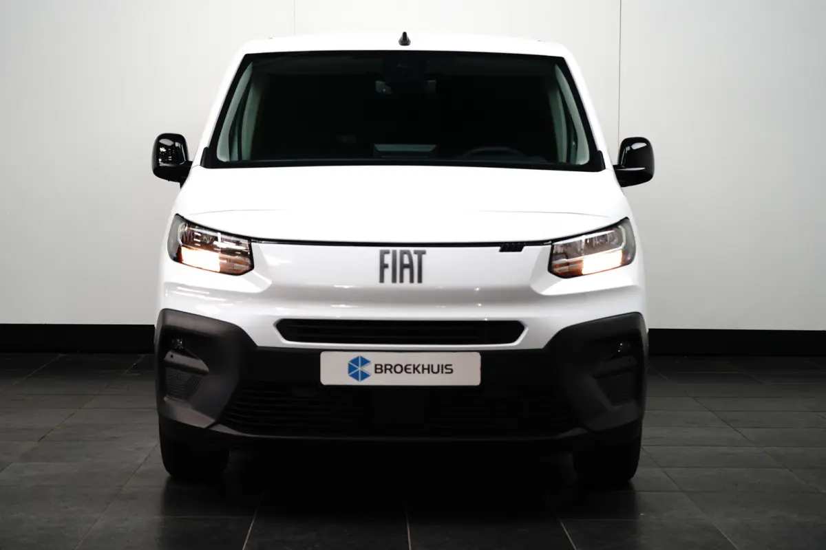 L2 1.5D 100pk | CAMERA | NAVI | DIGITALE BINNENSPIEGEL | BETIMMERING | DRAADLOOS CARPLAY | 3 ZITS |