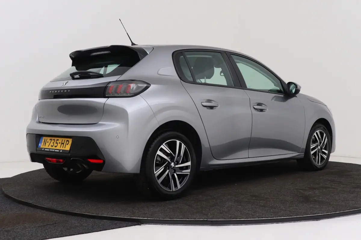 1.2 PureTech Blue Lease Allure | 130 PK | Distributie Vervangen | CarPlay | Digital Cockpit | 49.000 KM!! |