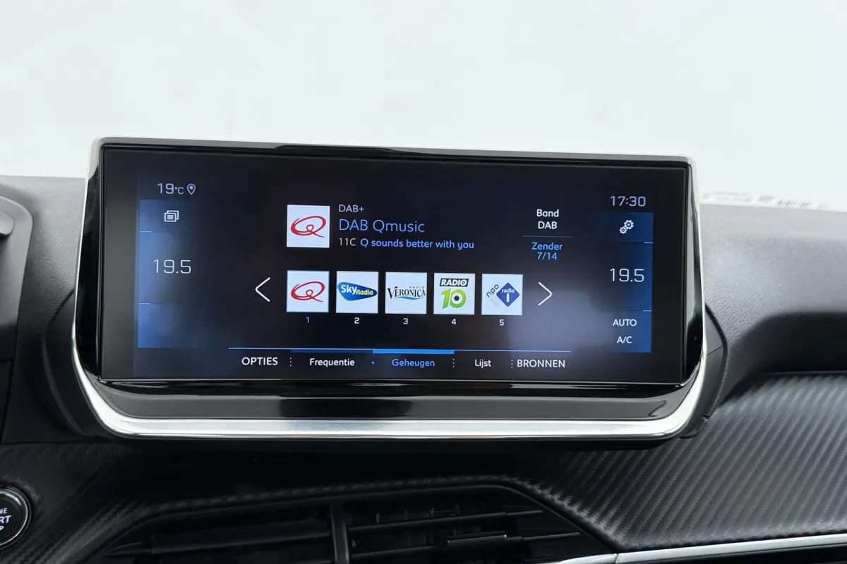 1.2 PureTech Blue Lease Allure | 130 PK | Distributie Vervangen | CarPlay | Digital Cockpit | 49.000 KM!! |