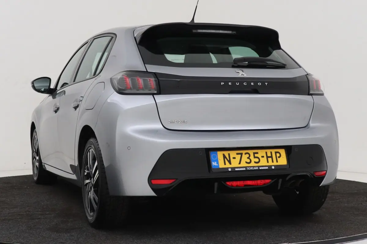 1.2 PureTech Blue Lease Allure | 130 PK | Distributie Vervangen | CarPlay | Digital Cockpit | 49.000 KM!! |