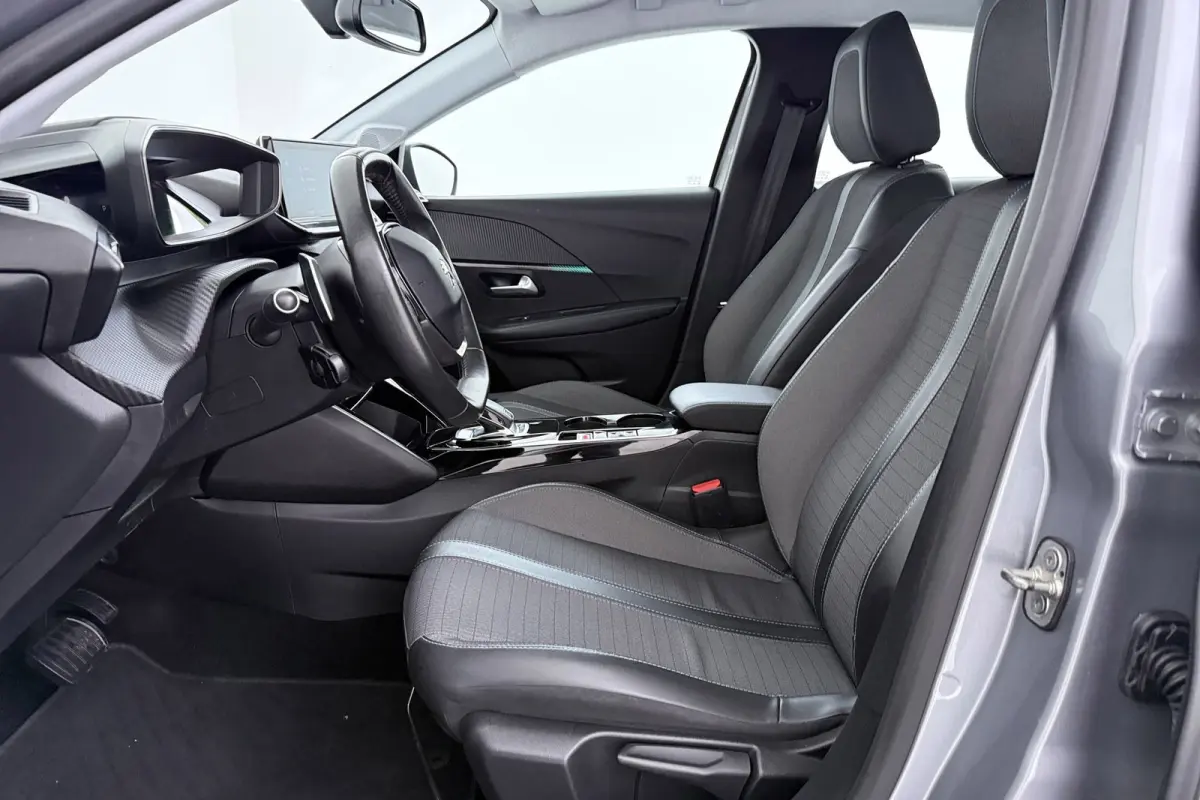 1.2 PureTech Blue Lease Allure | 130 PK | Distributie Vervangen | CarPlay | Digital Cockpit | 49.000 KM!! |