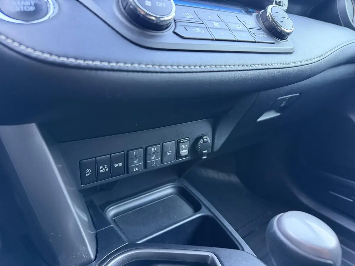 2.0 VVT-i AWD Executive 4x4