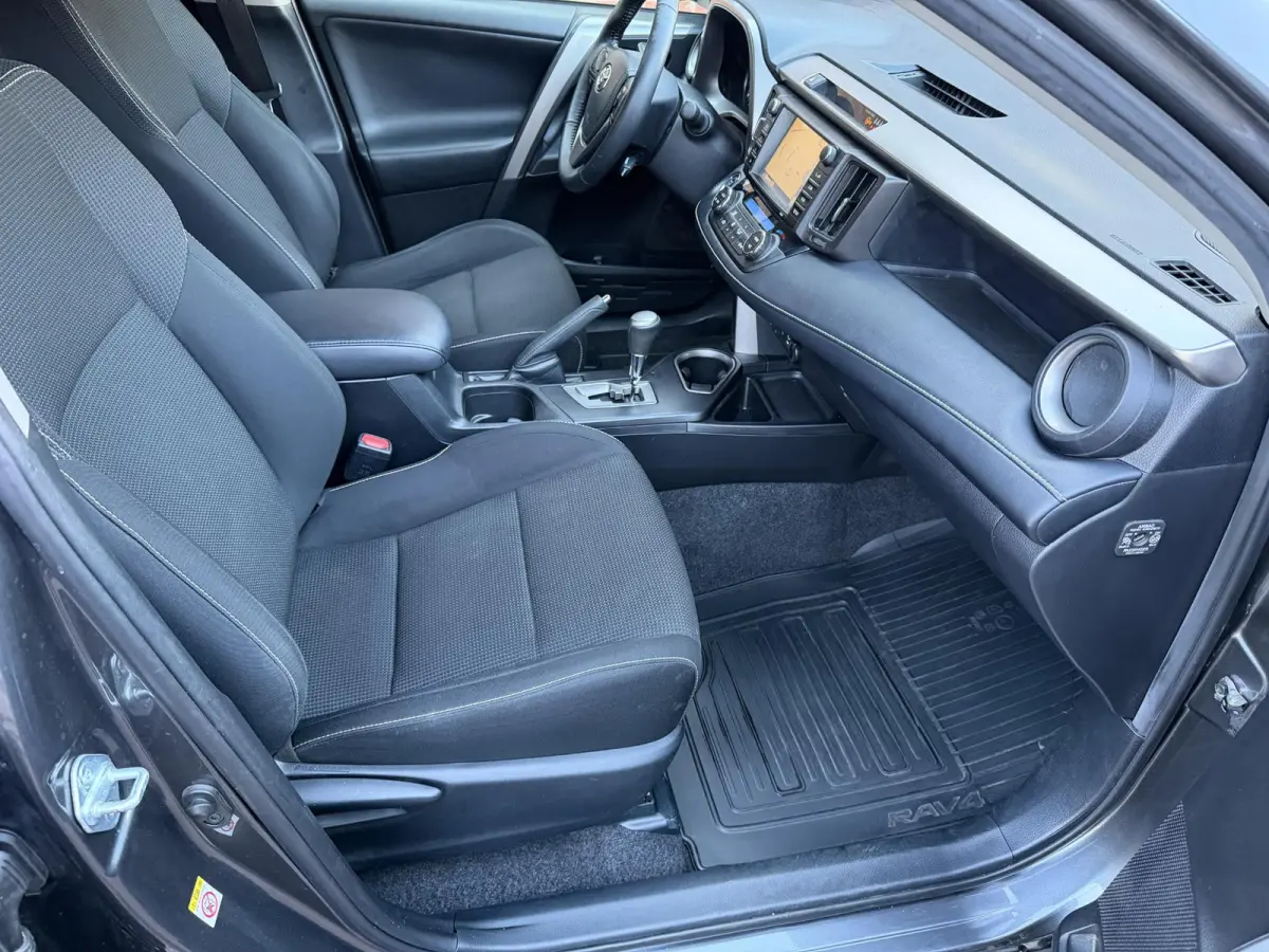 2.0 VVT-i AWD Executive 4x4
