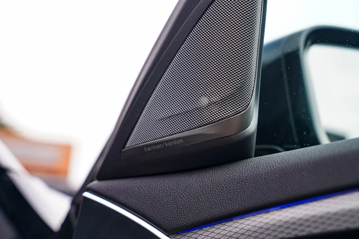 530i High Executive | Head Up Display | Panorama dak | Achteruitrijcamera | Apple Carplay | Harman/Kardon