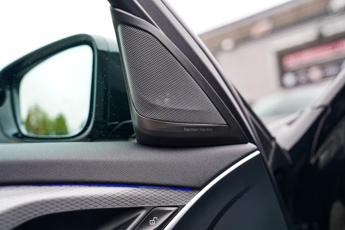 530i High Executive | Head Up Display | Panorama dak | Achteruitrijcamera | Apple Carplay | Harman/Kardon