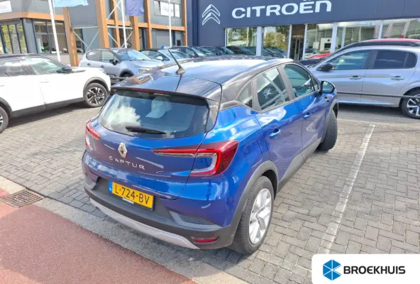 1.0 TCe 90 Zen Navigatie /Apple Carplay Android auto ?