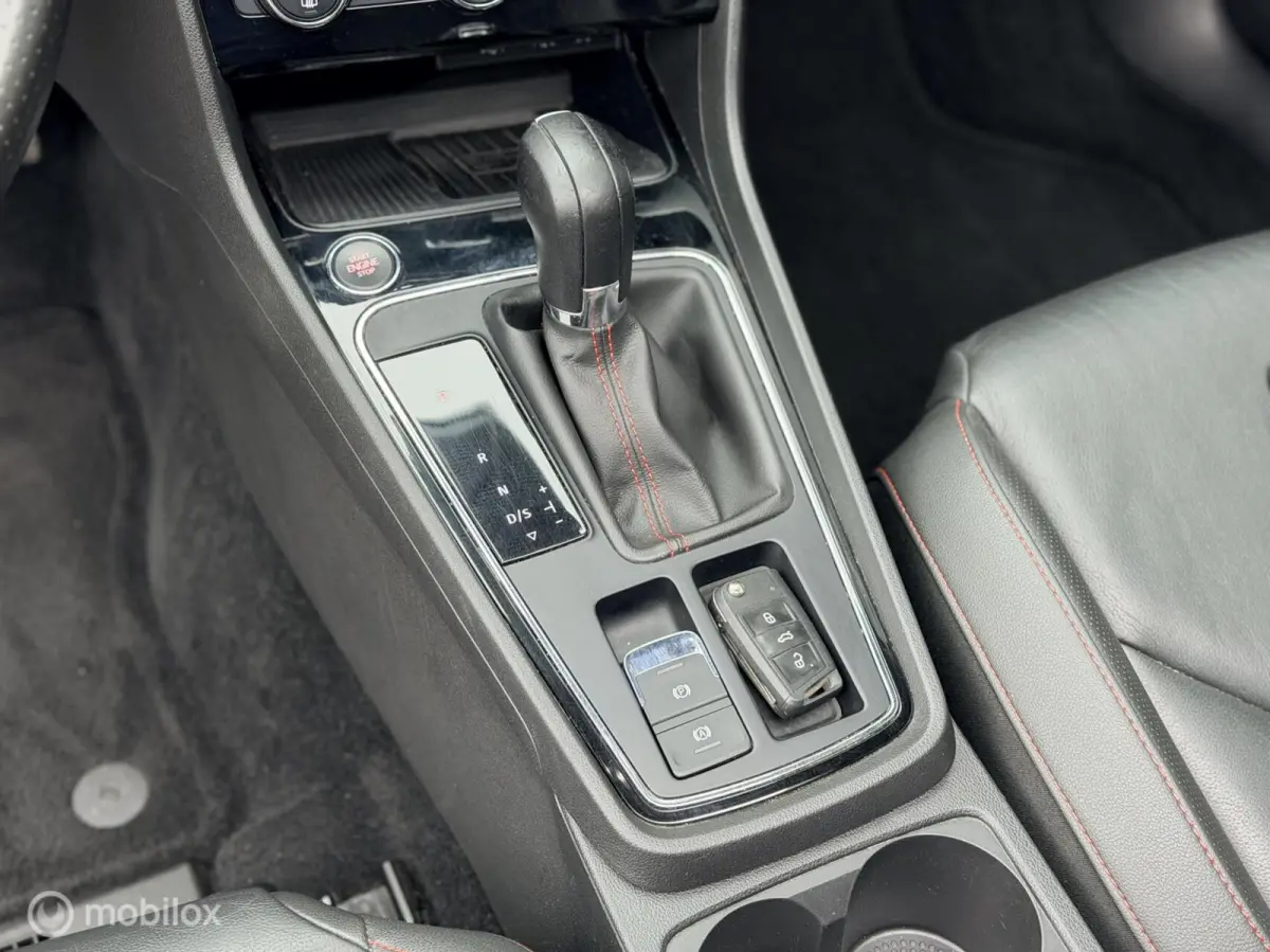 1.4 EcoTSI FR Business Intense 2e Eig AUT Pano VOLL!!!