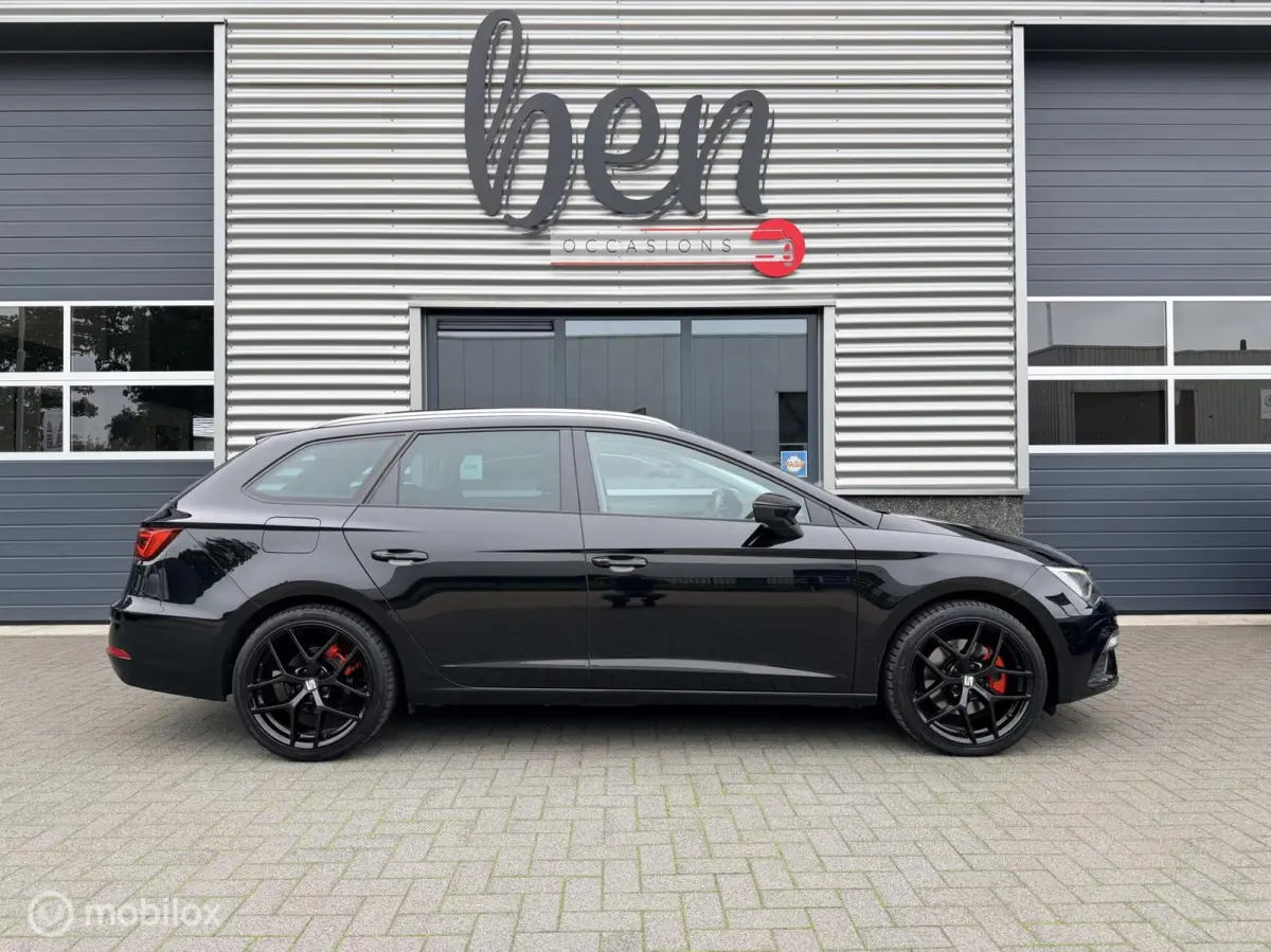 1.4 EcoTSI FR Business Intense 2e Eig AUT Pano VOLL!!!